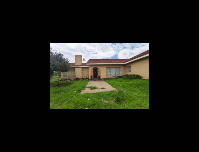 FARM FOR SALE IN VAALVIEW